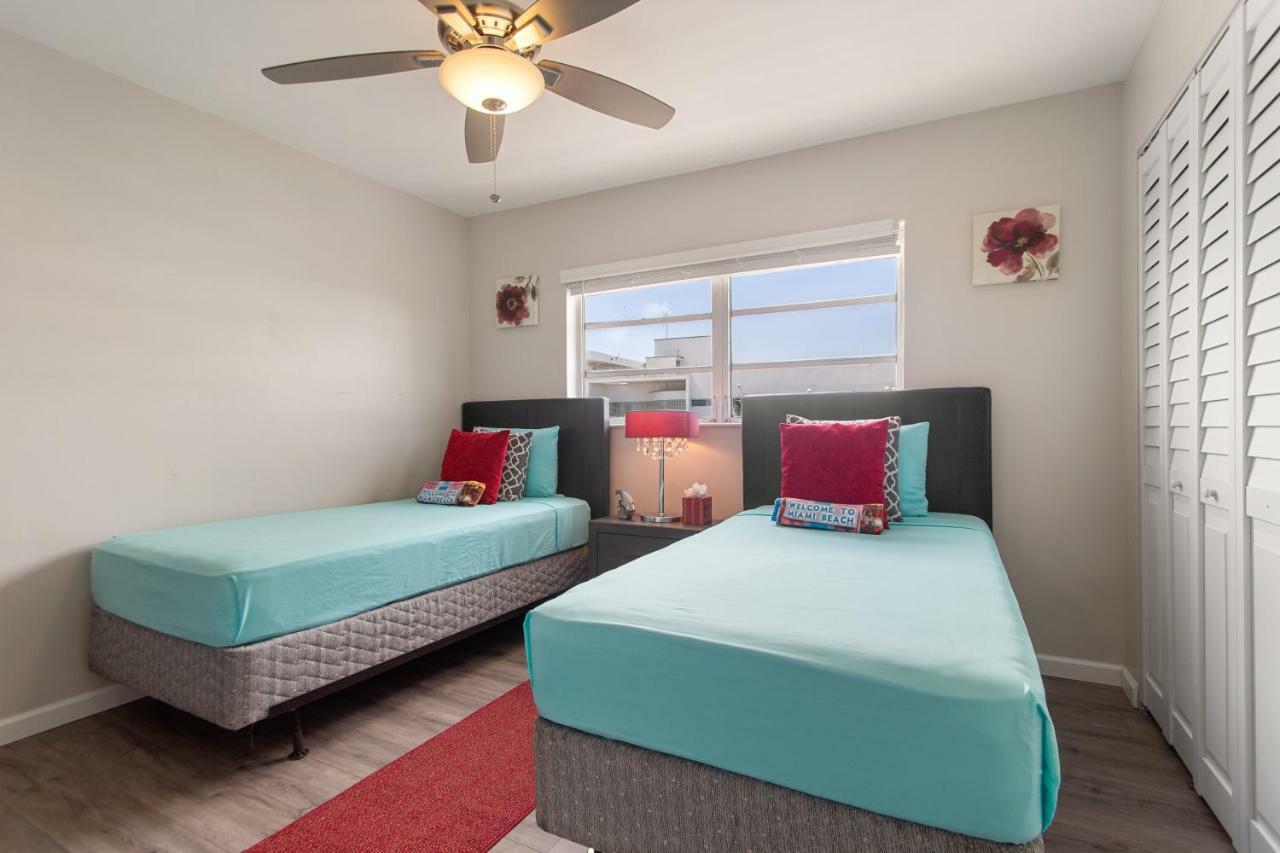 2 Bedroom 2 Bath With Patio On 11Th Collins Ave 迈阿密海滩 外观 照片