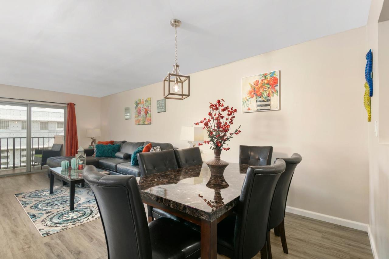 2 Bedroom 2 Bath With Patio On 11Th Collins Ave 迈阿密海滩 外观 照片